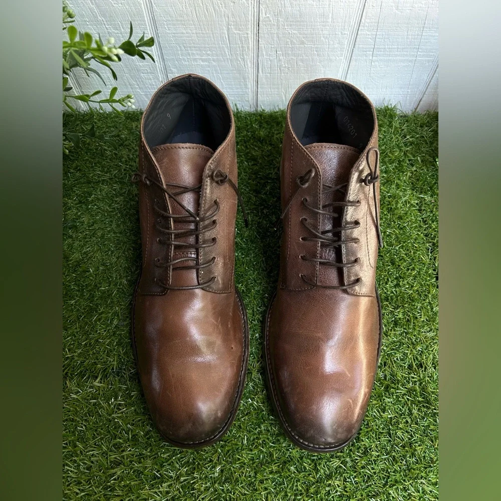 To Boot New York Brown Chukka Boots leather with Lace-Up Design men size 9 NEW